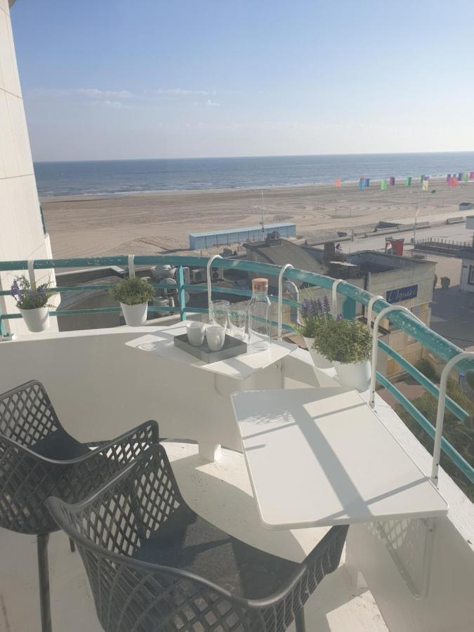 Studio Vue Mer Au Coeur De Malo Les Bains Pieds Dans L Eau Dunkirk Exterior photo